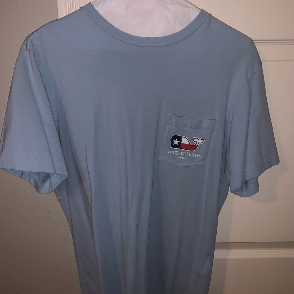 Vineyard Vines Texas tee shirt.